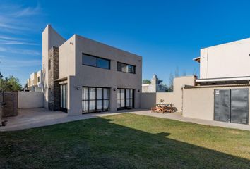 Casa en  Funes, Santa Fe