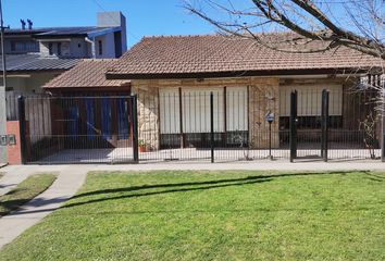 Casa en  Caisamar, Mar Del Plata