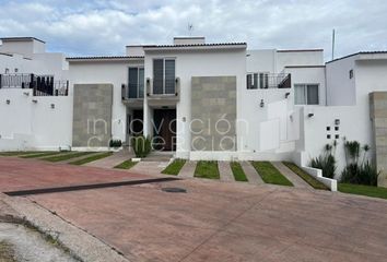 Casa en condominio en  Privada Cascada Las Flores, Real De Juriquilla, Querétaro, 76226, Mex