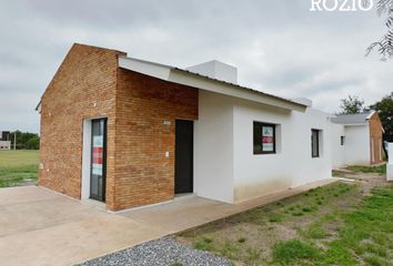 Casa en  Colonia Caroya, Córdoba