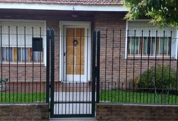 Casa en  Jose Marmol, Partido De Almirante Brown