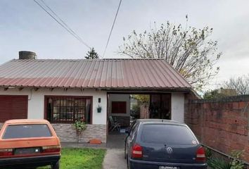 Casa en  Villa Elvira, Partido De La Plata