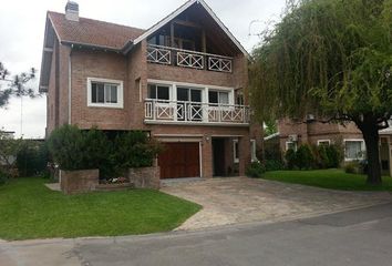 Casa en  La Colina (tigre), Partido De Tigre