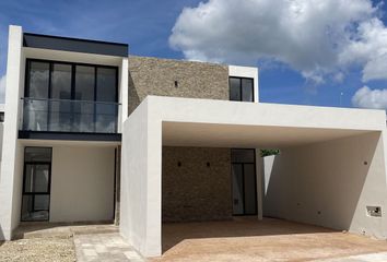 Casa en condominio en  Pueblo Cholul, Mérida, Yucatán