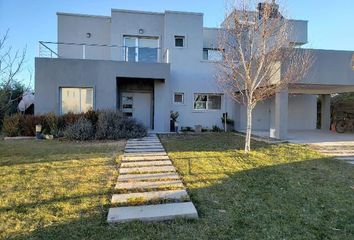 Casa en  Valentina Sur Rural, Neuquén