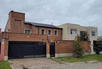 Casa en  Villa Carmela, Tucumán