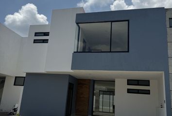 Casa en  Avenida De La Pradera, Fraccionamiento El Campestre, Zapopan, Jalisco, 45221, Mex