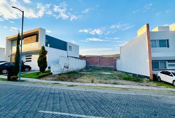 Lote de Terreno en  Calle San Martín, Arbolada Bosques De Santa Anita, San Agustín, Tlajomulco De Zúñiga, Jalisco, 45645, Mex