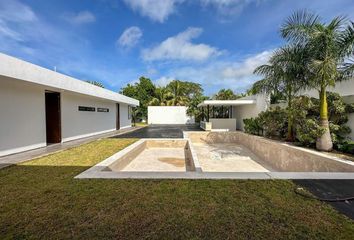 Casa en  Pueblo Cholul, Mérida, Yucatán