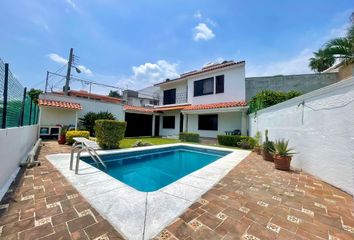 Casa en  Los Volcanes, Cuernavaca, Cuernavaca, Morelos