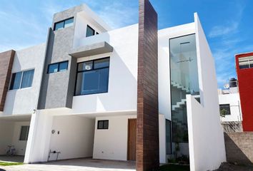 Casa en  San Bernardino Tlaxcalancingo, San Andrés Cholula