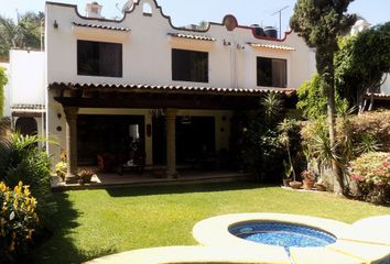 Casa en  La Cañada, Cuernavaca, Morelos