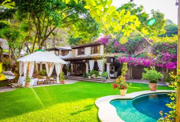 Casa en  La Cañada, Cuernavaca, Morelos