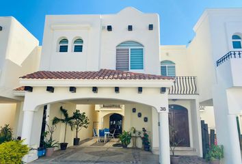 Casa en  Lomas De Mazatlan, Mazatlán