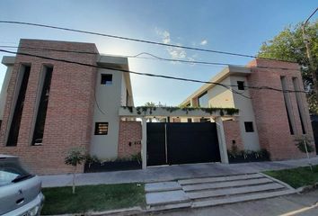 Casa en  Castelar, Partido De Morón