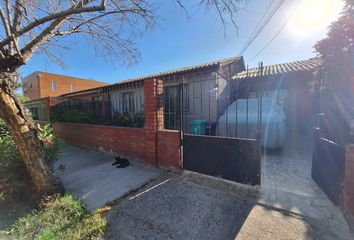 Casa en  Calle Gluck 3057, San Joaquín, Santiago, Metropolitana De Santiago, 8940768, Chl