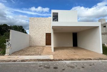 Casa en condominio en  Pueblo Conkal, Conkal