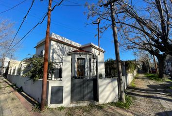 Casa en  Tolosa, Partido De La Plata