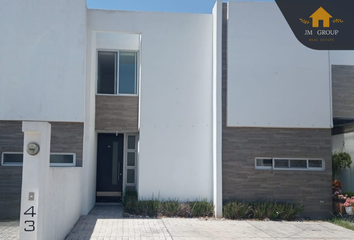 Casa en  Avenida De La Aurora, El Cerrito, Corregidora, Querétaro, 76915, Mex