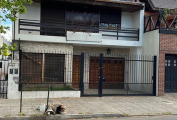 Casa en  Villa Sarmiento, Partido De Morón