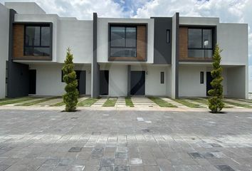 Casa en condominio en  San Mateo Otzacatipan, Toluca