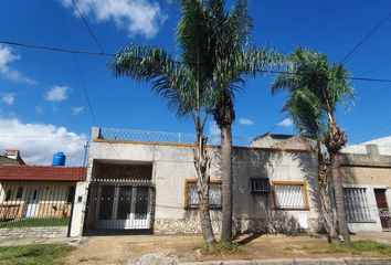 Casa en  Villa Luzuriaga, La Matanza