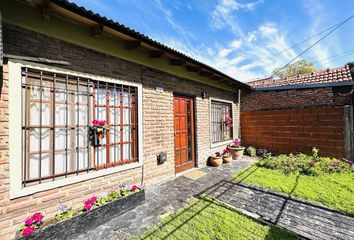 Casa en  Parque Leloir, Partido De Ituzaingó