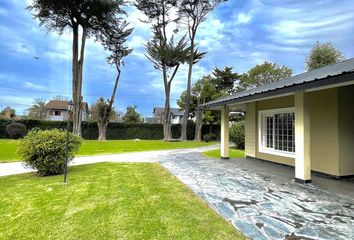 Casa en  Caisamar, Mar Del Plata