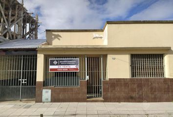 Casa en  Remedios De Escalada, Partido De Lanús