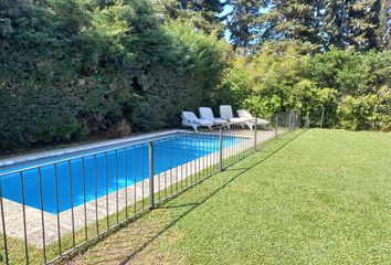 Casa en  Santa María De Los Olivos, Partido De Malvinas Argentinas