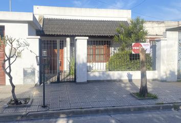 Casa en  San Nicolás De Los Arroyos, Partido De San Nicolás