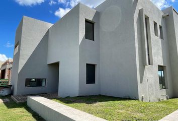 Casa en  El Naudir, Partido De Escobar