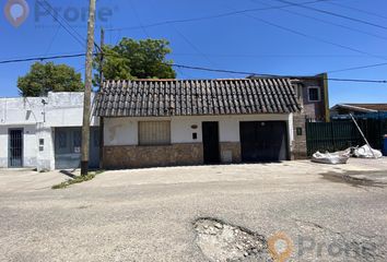 Casa en  Calle Carles 476, Rosario, S2002, Santa Fe, Arg