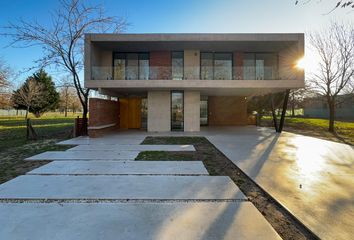 Casa en  Ibarlucea, Santa Fe