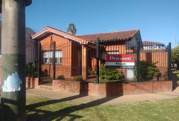 Casa en  Banfield, Partido De Lomas De Zamora