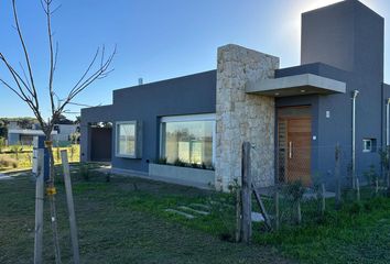 Casa en  Pueblo Esther, Santa Fe