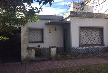 Casa en  Adrogué, Partido De Almirante Brown