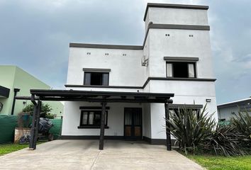 Casa en  Villa Carmela, Tucumán