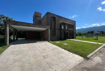 Casa en  Villa Carmela, Tucumán