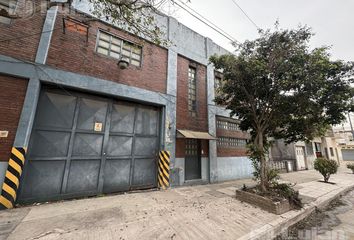 Galpónes/Bodegas en  Mataderos, Capital Federal