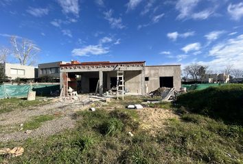 Casa en  Puertos Del Lago, Partido De Escobar