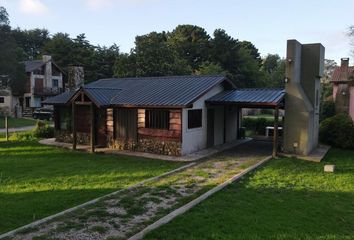 Casa en  Los Acantilados, Mar Del Plata