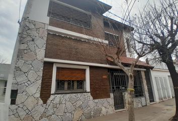 Casa en  Roque Sáenz Peña, Rosario