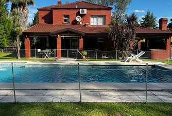 Casa en  Echeverría Del Lago, Esteban Echeverría