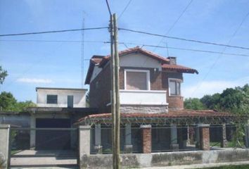 Casa en  Burzaco, Partido De Almirante Brown