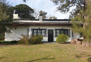 Casa en  Gómez De La Vega, Brandsen