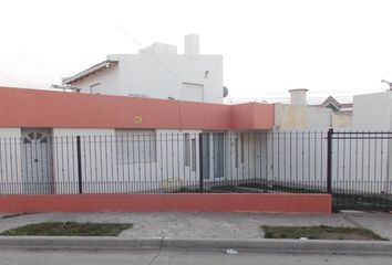 Casa en  Trelew, Chubut