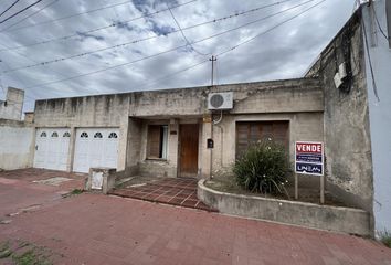 Casa en  San Lorenzo, Santa Fe