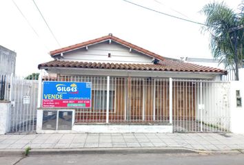 Casa en  Villa Sarmiento, Partido De Morón