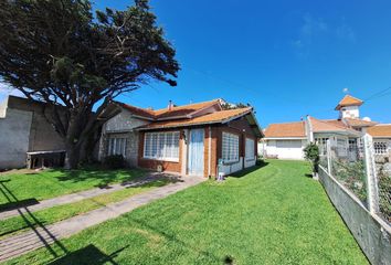 Casa en  Punta Mogotes, Mar Del Plata